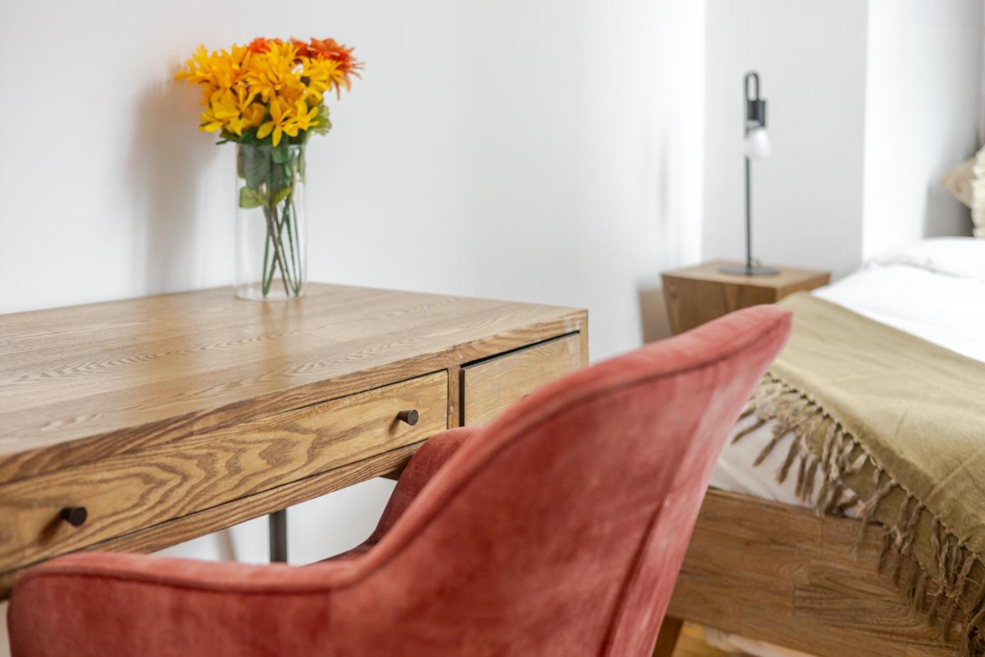 Chic 4br Haven Sunlit In Downtown Mtl * Montréal